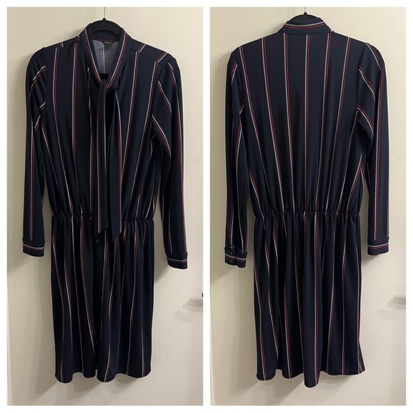 Ann Taylor Tie Neck Button Front Long Sleeve Navy Red Stripe Dress Size Medium - Picture 2 of 9